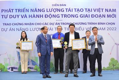 Nhà máy điện gió 7A được trao chứng nhận “Dự án năng lượng tái tạo tiêu biểu Việt Nam” năm 2022